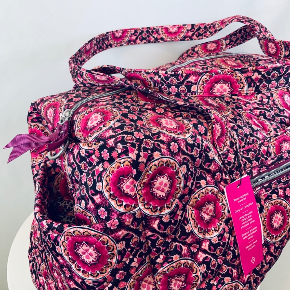 🌸Vera Bradley Medium Duffel Duffle Travel Bag Suitcase Spring Break - Picture 2 of 7